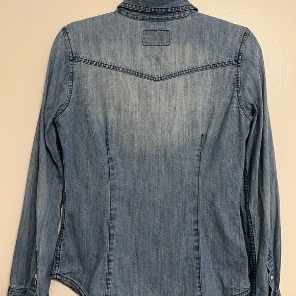 Aeropostale women’s denim shirt - Picture 3 of 6
